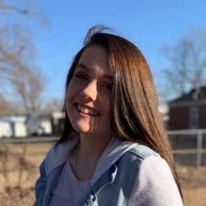 Meet your Posher, Caylea